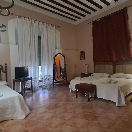 Casa Palacio Conde De Garcinarro Huete Extérieur photo