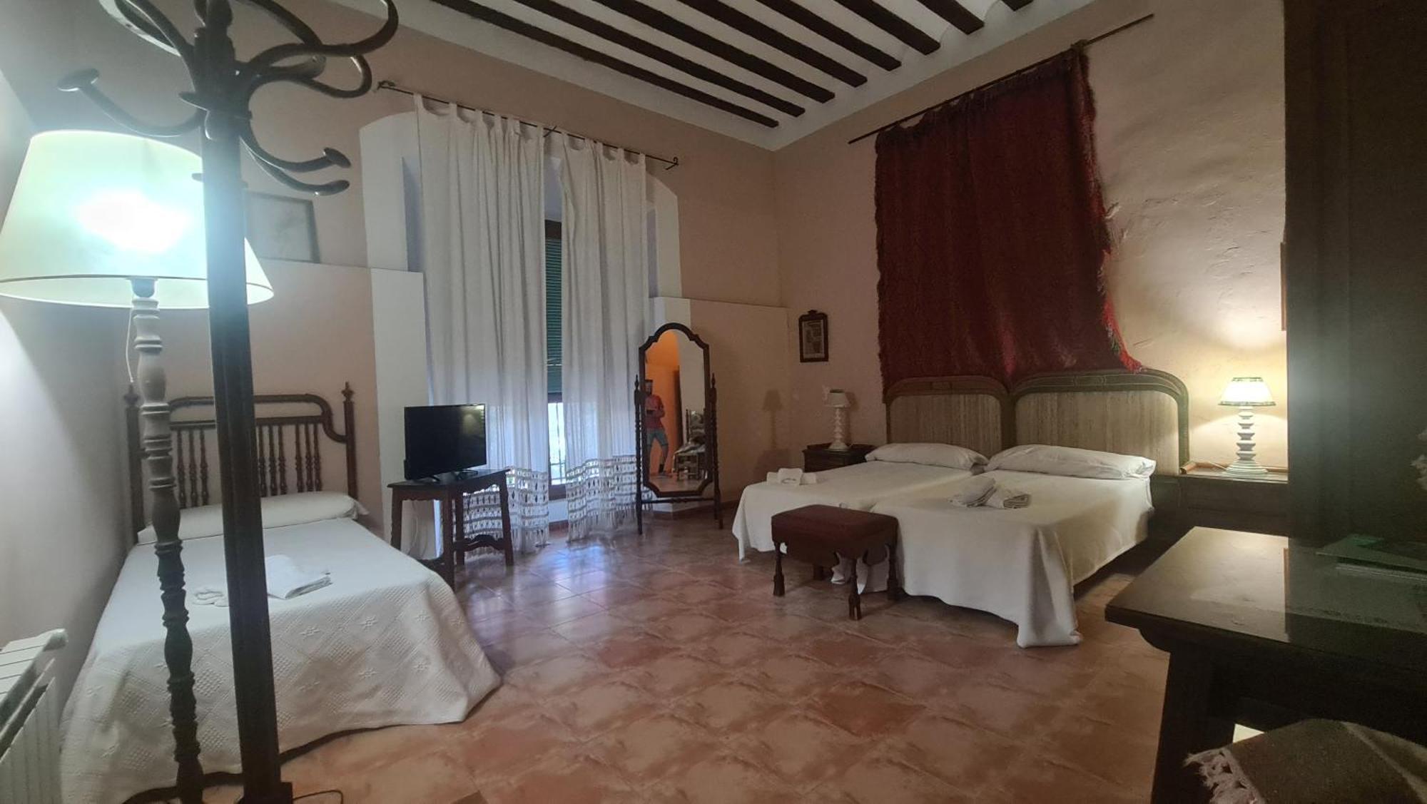 Casa Palacio Conde De Garcinarro Huete Extérieur photo