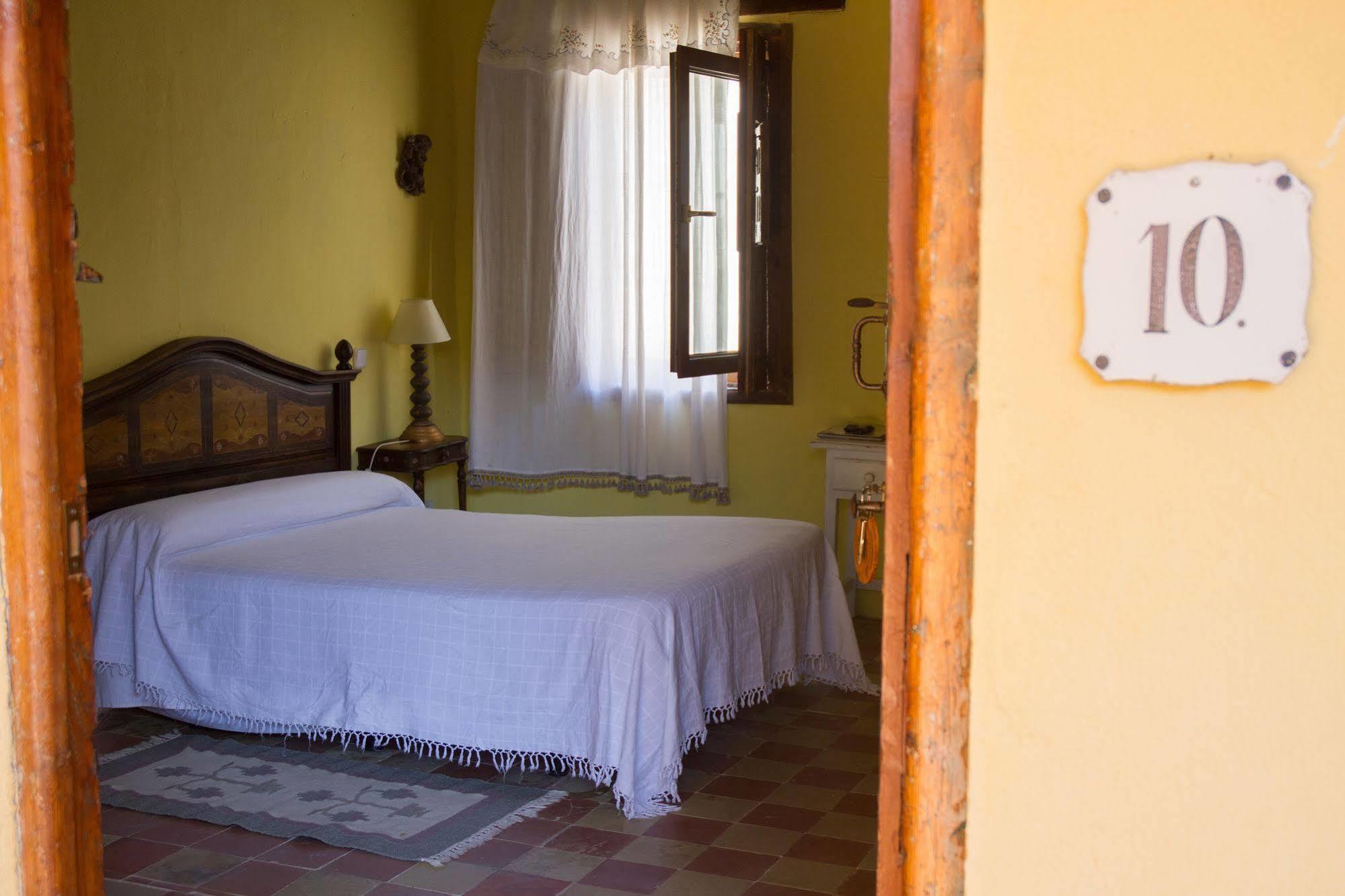 Casa Palacio Conde De Garcinarro Huete Extérieur photo