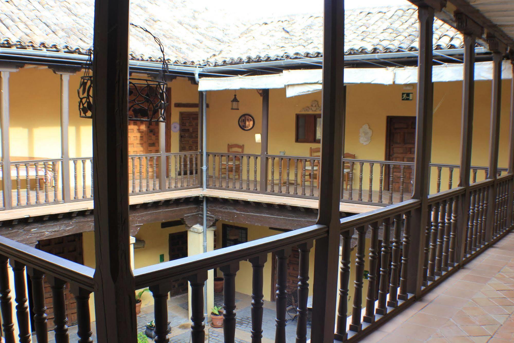 Casa Palacio Conde De Garcinarro Huete Extérieur photo